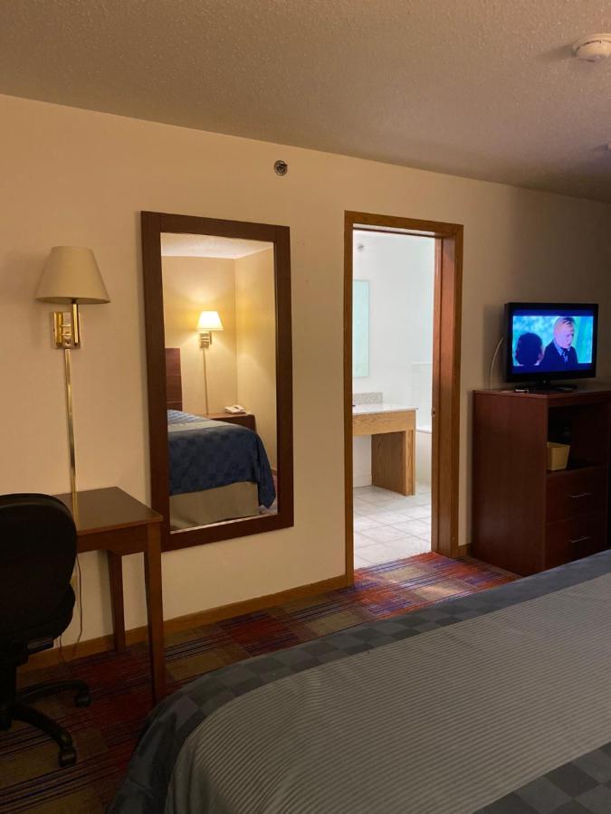 Americas Best Value Inn Champaign Extérieur photo