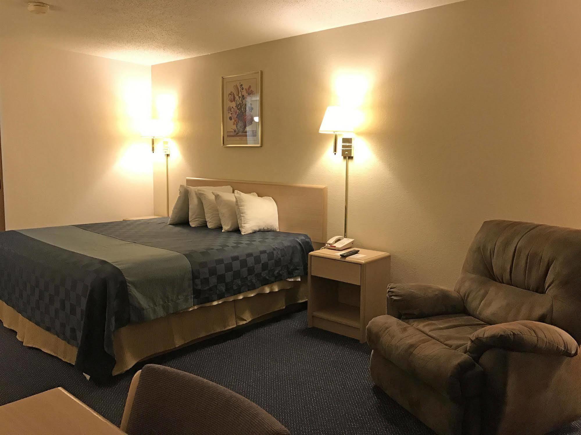 Americas Best Value Inn Champaign Extérieur photo